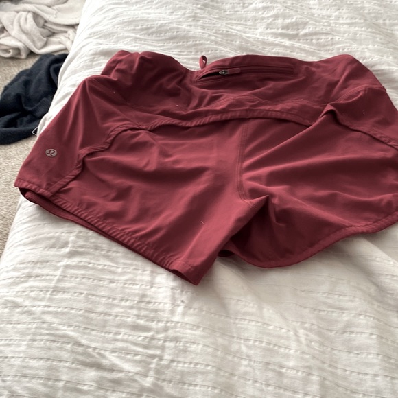 Lulu lemon red shorts size 6 - Picture 1 of 2